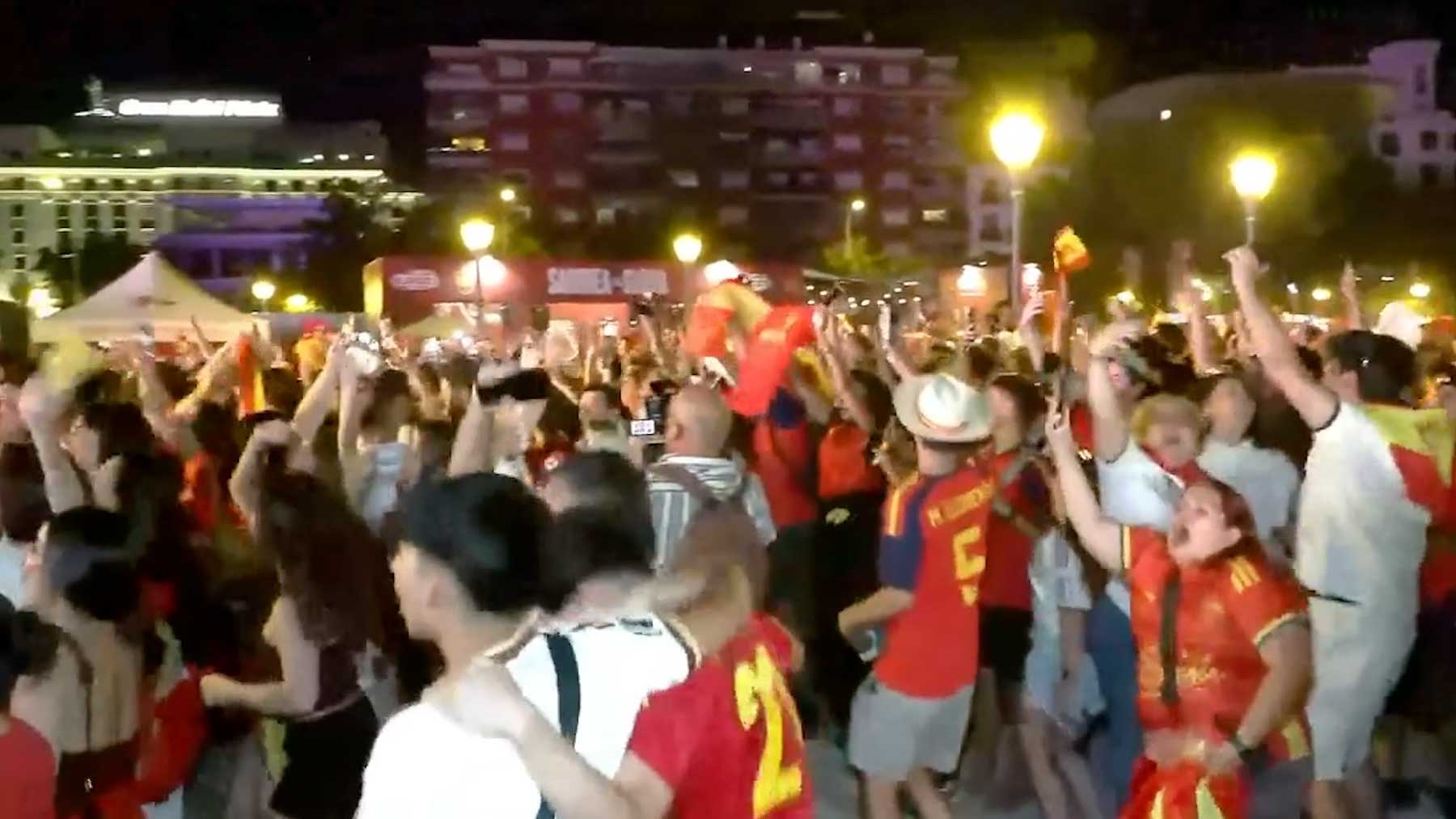 Locura en Colón: así celebró la afición española el pase a la final de un Mundial 16 años después