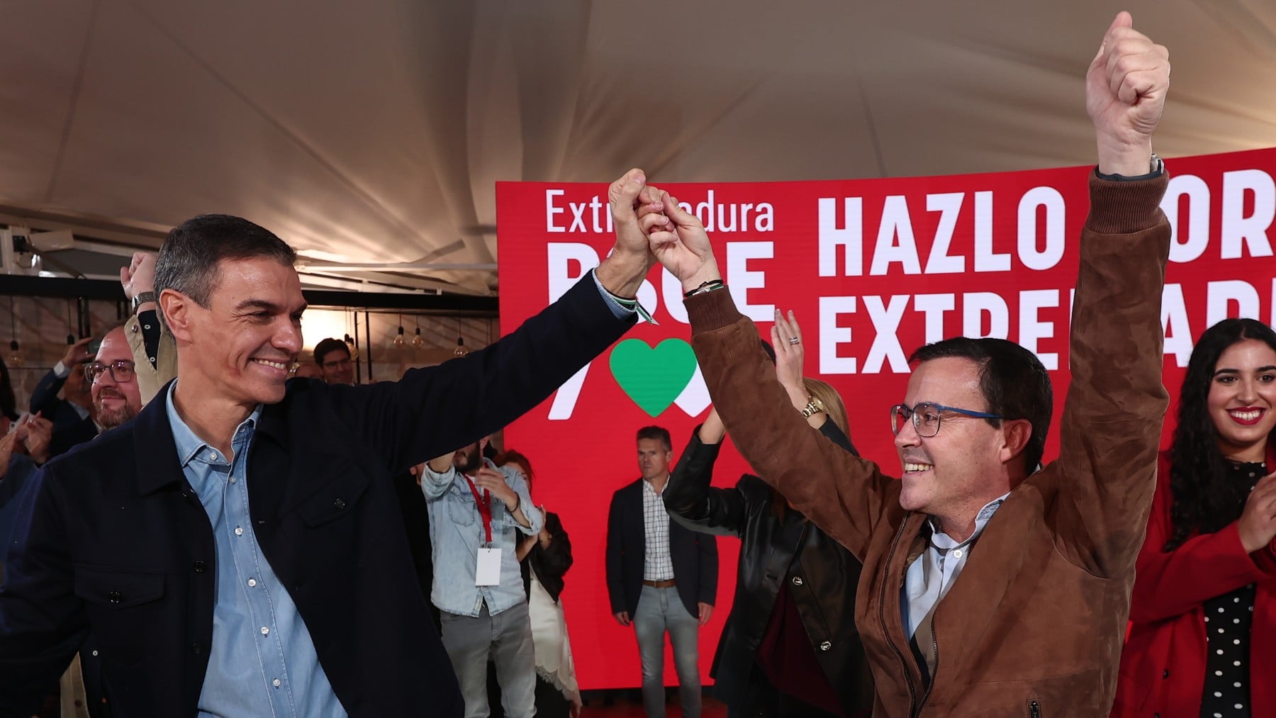 El socialista Gallardo condenado a 18 años de inhabilitación por crear la plaza a medida del hermano de Sánchez
