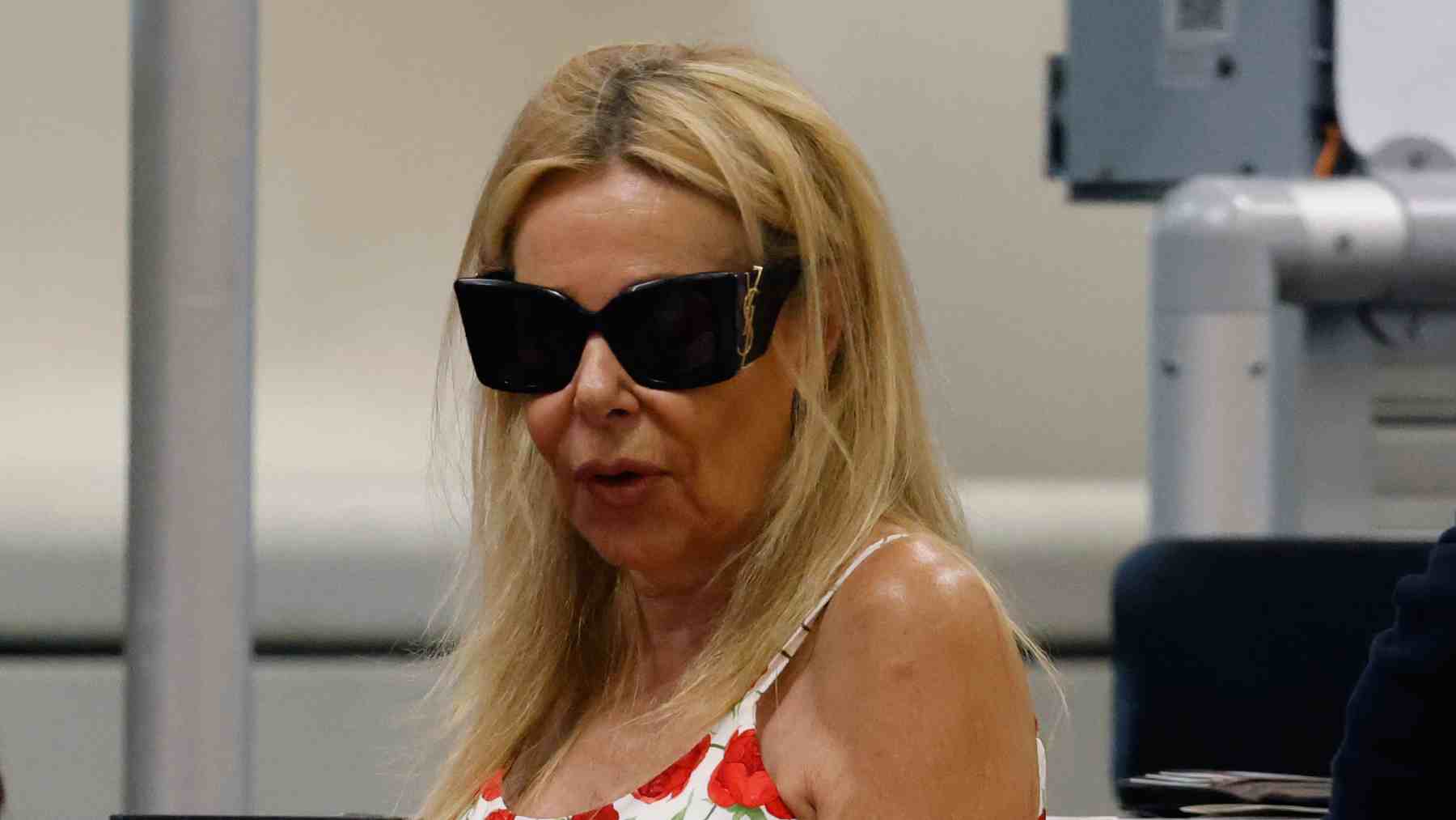 Ana Obregón rumbo a Mallorca. (Foto: Europa Press)