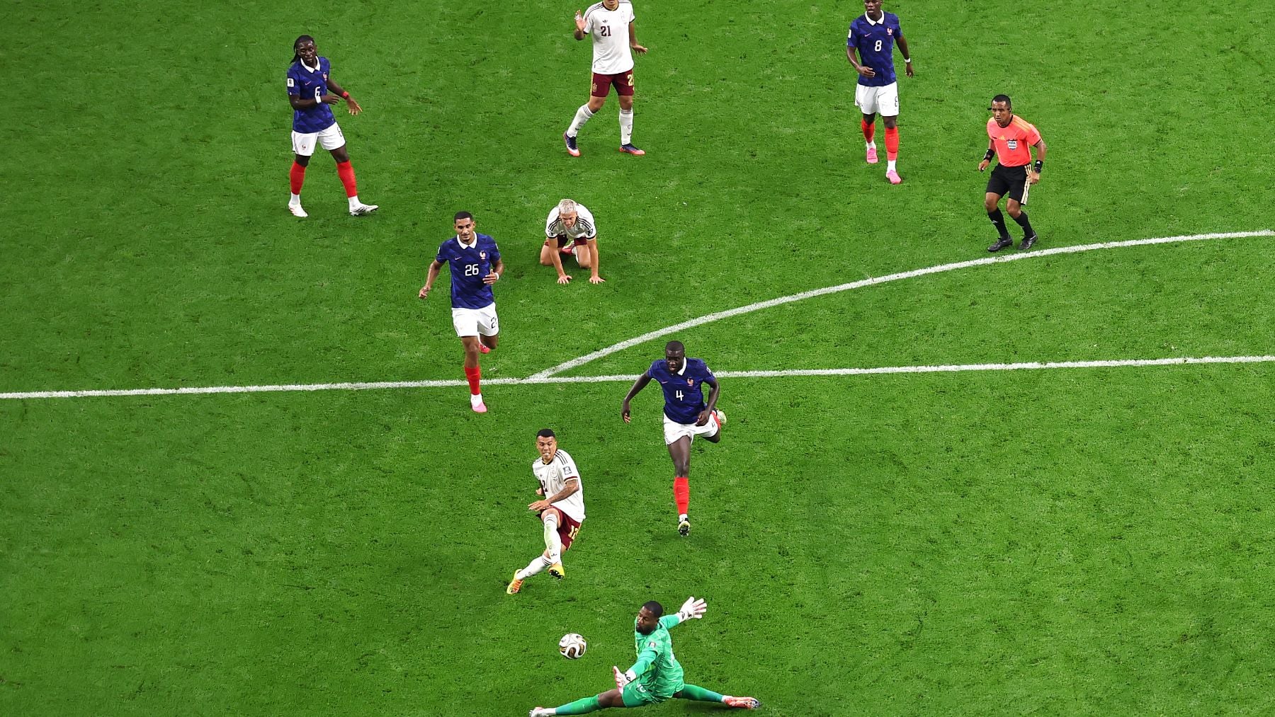 La obra de arte de España en el gol de Pedro Porro: oda al tiki-taka en un baile inolvidable a Francia