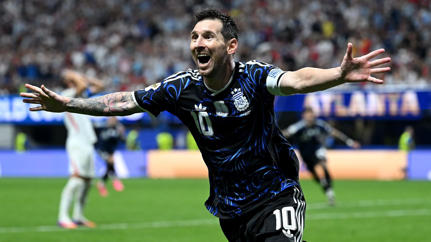 Messi es eterno: salva a Argentina con dos pases de oro y jugará su tercera final de un Mundial