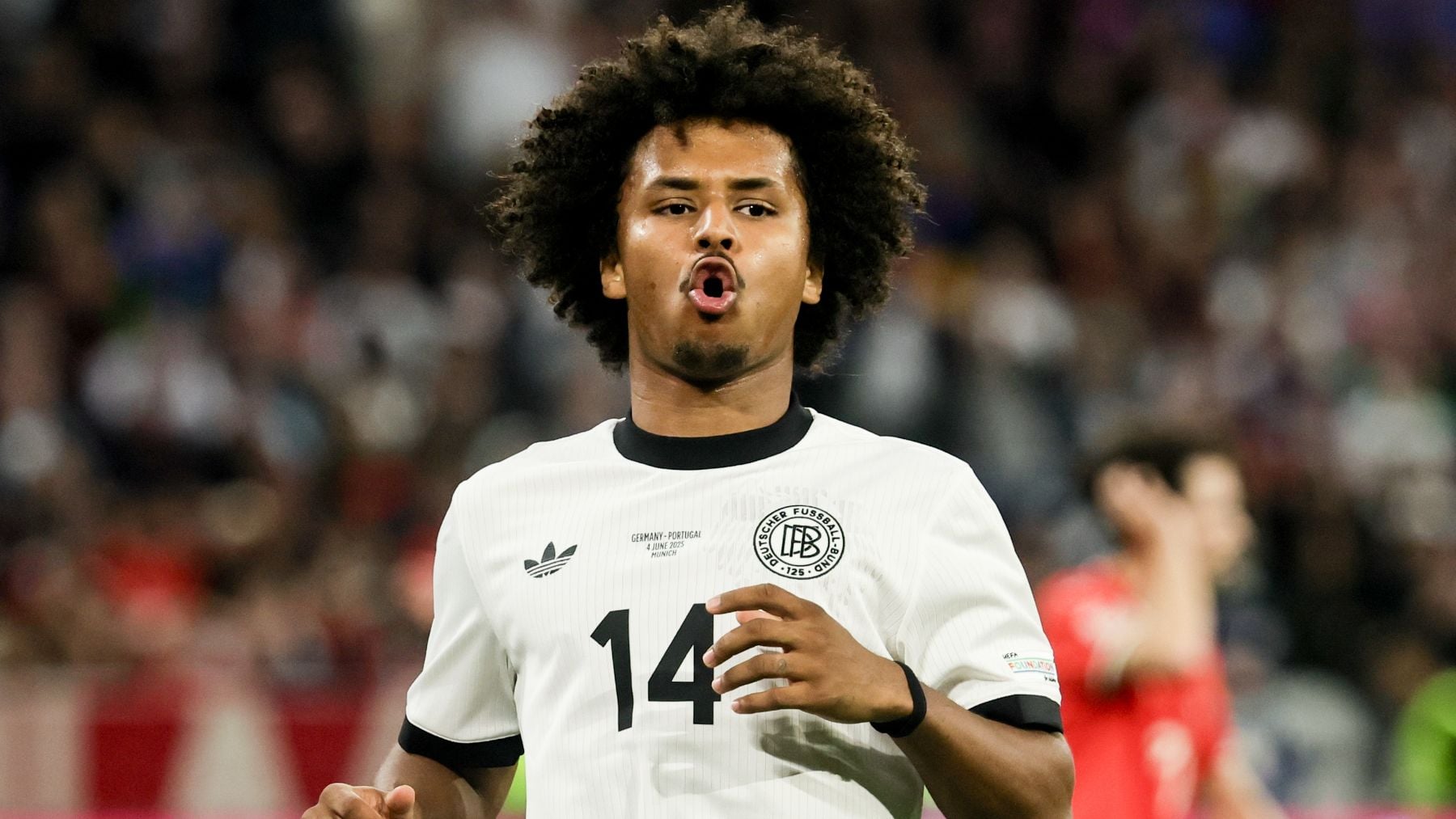 Adeyemi ya está en Barcelona y su fichaje es inminente