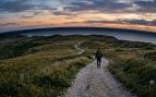Qué significa el proverbio «el mundo es un círculo, pero a simple vista parece una línea recta»