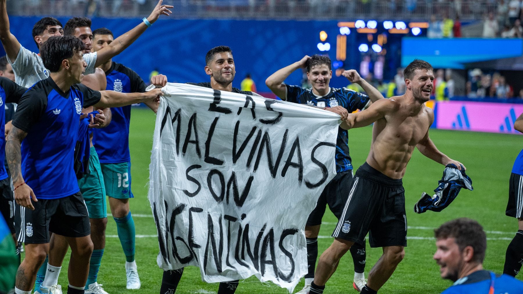 El Gobierno británico dice basta y pide a la FIFA que investigue a Argentina