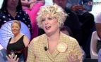 Montaje de imágenes de Tania Llasera junto a la medium Anne Germain (Atresmedia/Mediaset).