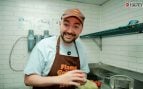 El Xokas durante un vídeo promocionando su menú en Burger King (YouTube).