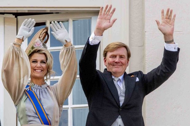 Los reyes Guillero y M&aacute;xima de Holanda en La Haya. (Foto: Europa Press)