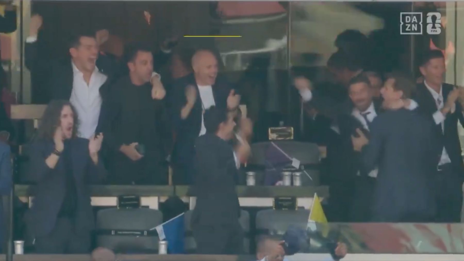 Locura total: así celebran Iniesta y los campeones de 2010 el histórico gol de Ferran