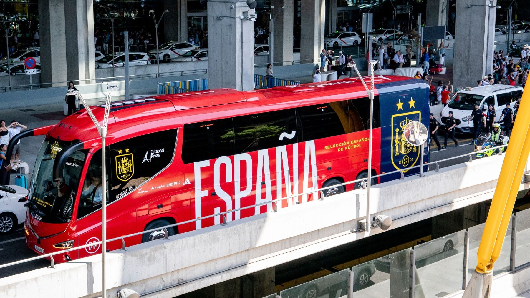 Autobús de la selección española. Foto de EuropaPress.