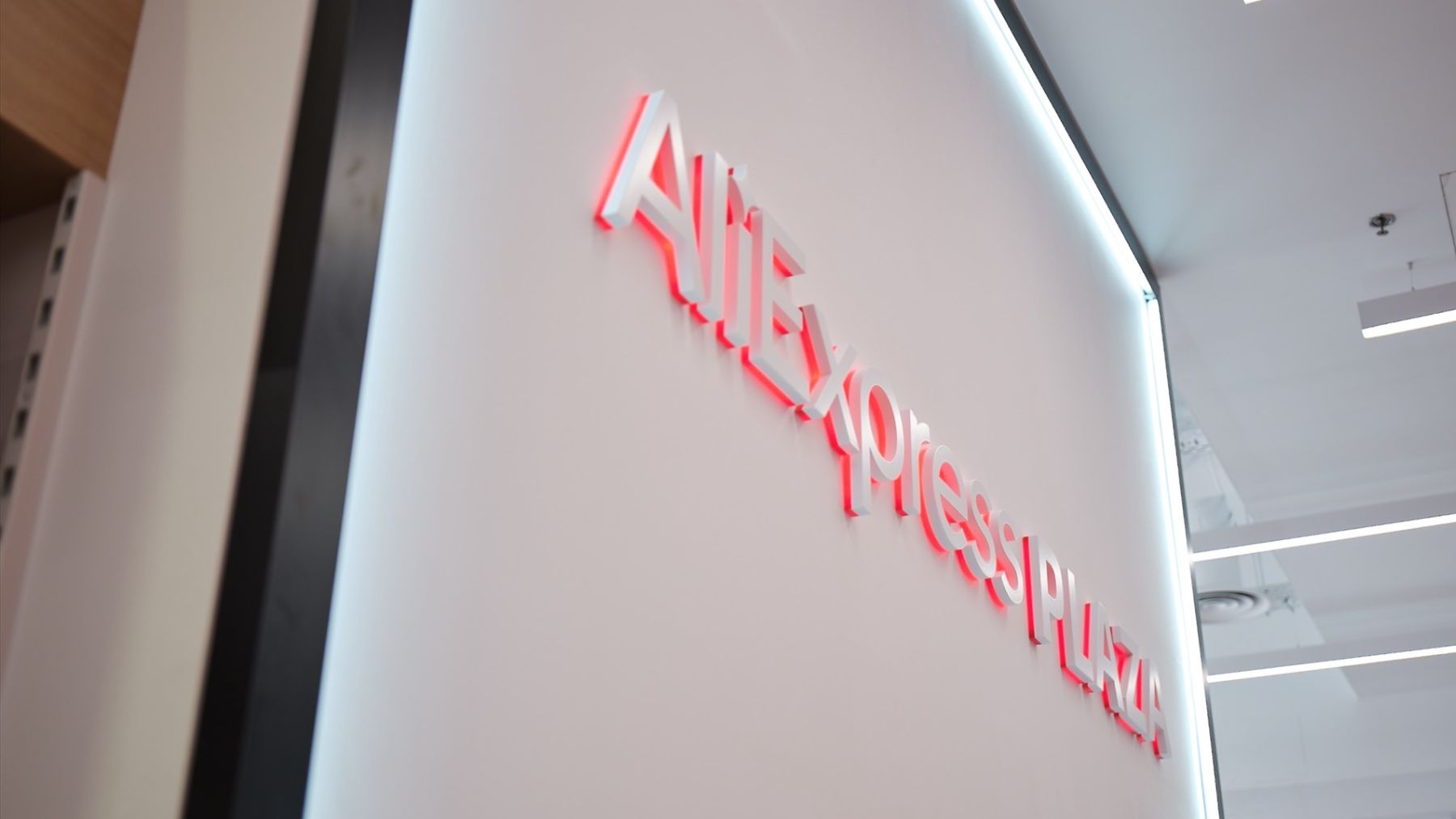 Bruselas multa con 550 millones a AliExpress por vender productos ilegales