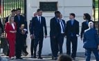 Sánchez ‘secuestra’ a la Selección y monta su propia Cibeles en La Moncloa para evitar gritos en su contra