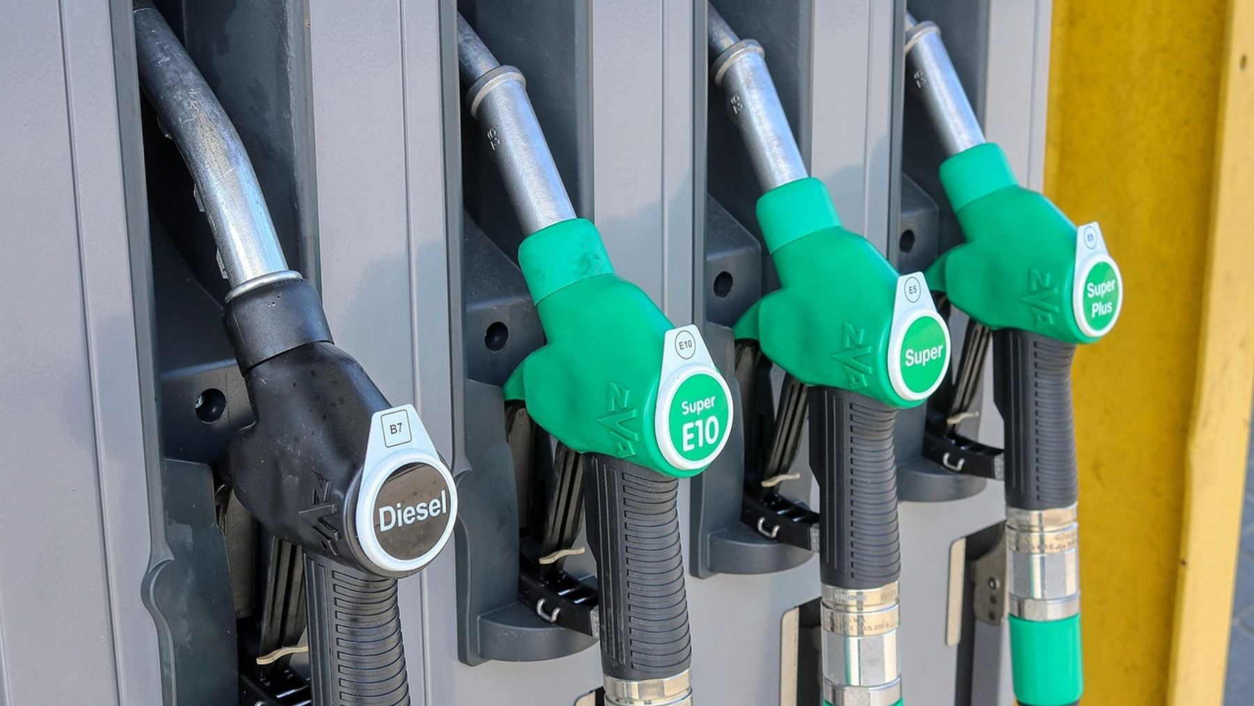 Precio de la gasolina hoy 25 de julio: localiza las gasolineras más baratas de Madrid