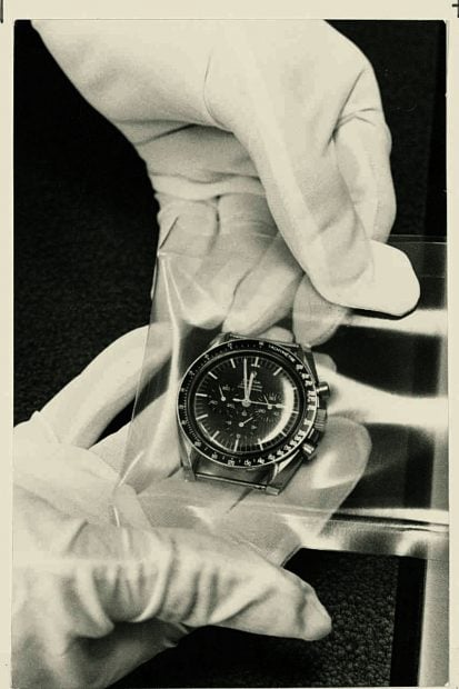 relojes subasta sothebys apollo 11 omega
