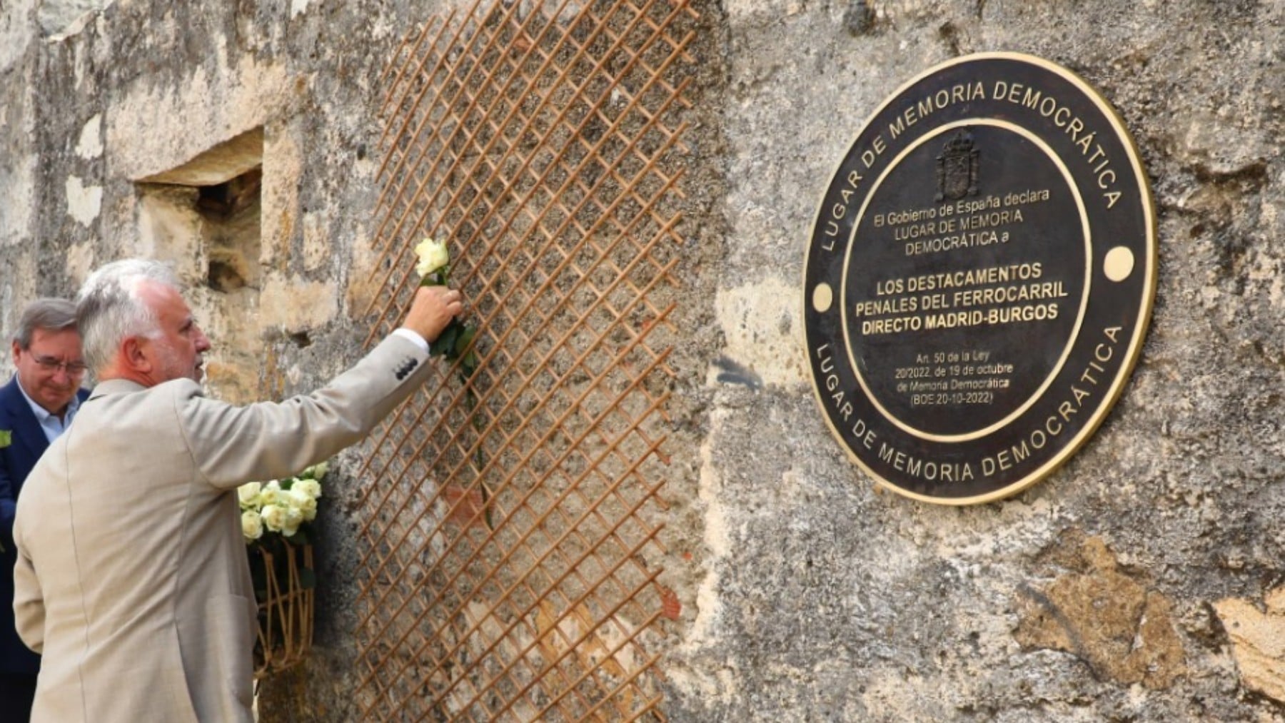 El Gobierno gasta 72.000 € en placas para los Lugares de Memoria donde excluye la matanza de Paracuellos