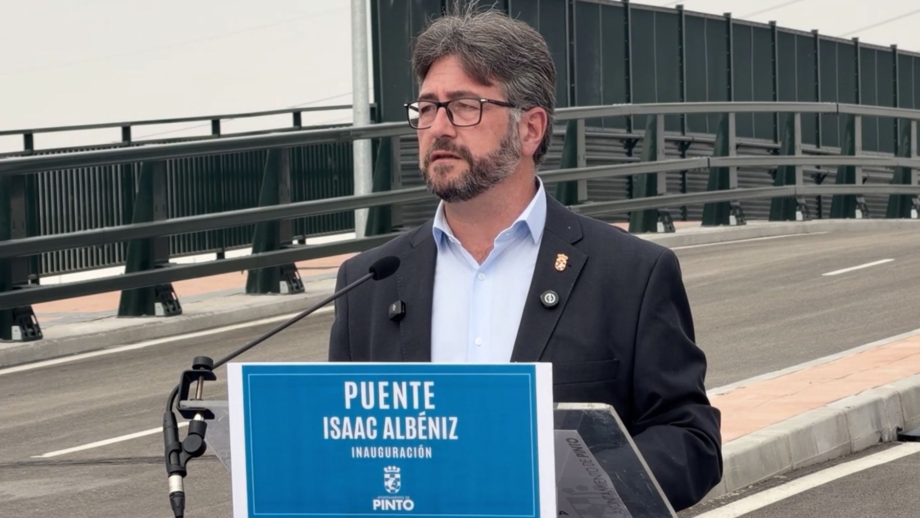 El alcalde de Pinto (PP) termina el puente que su antecesor del PSOE dejó con un desnivel de metro y medio