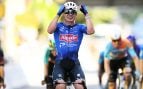 Philipsen reina en la escapada gracias a Van der Poel y se lleva el triunfo al sprint en Voiron