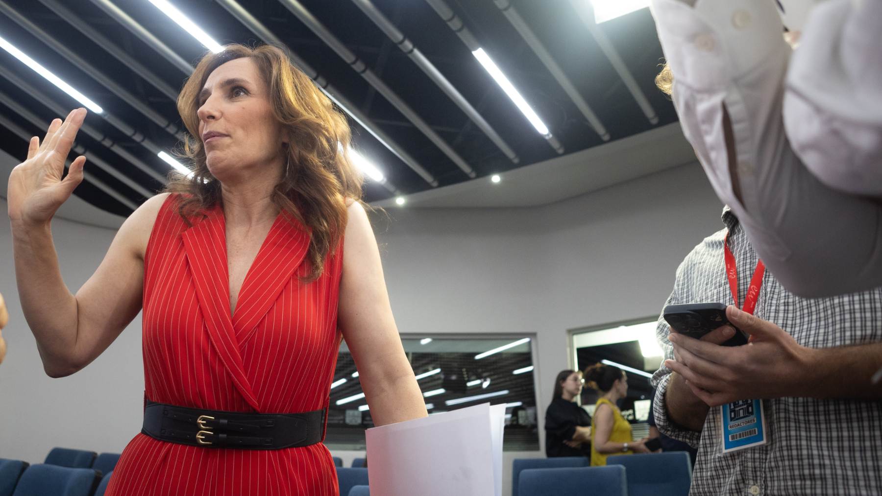 Mónica García se va de vacaciones y deja para septiembre abordar las listas de espera que crecen por la huelga médica