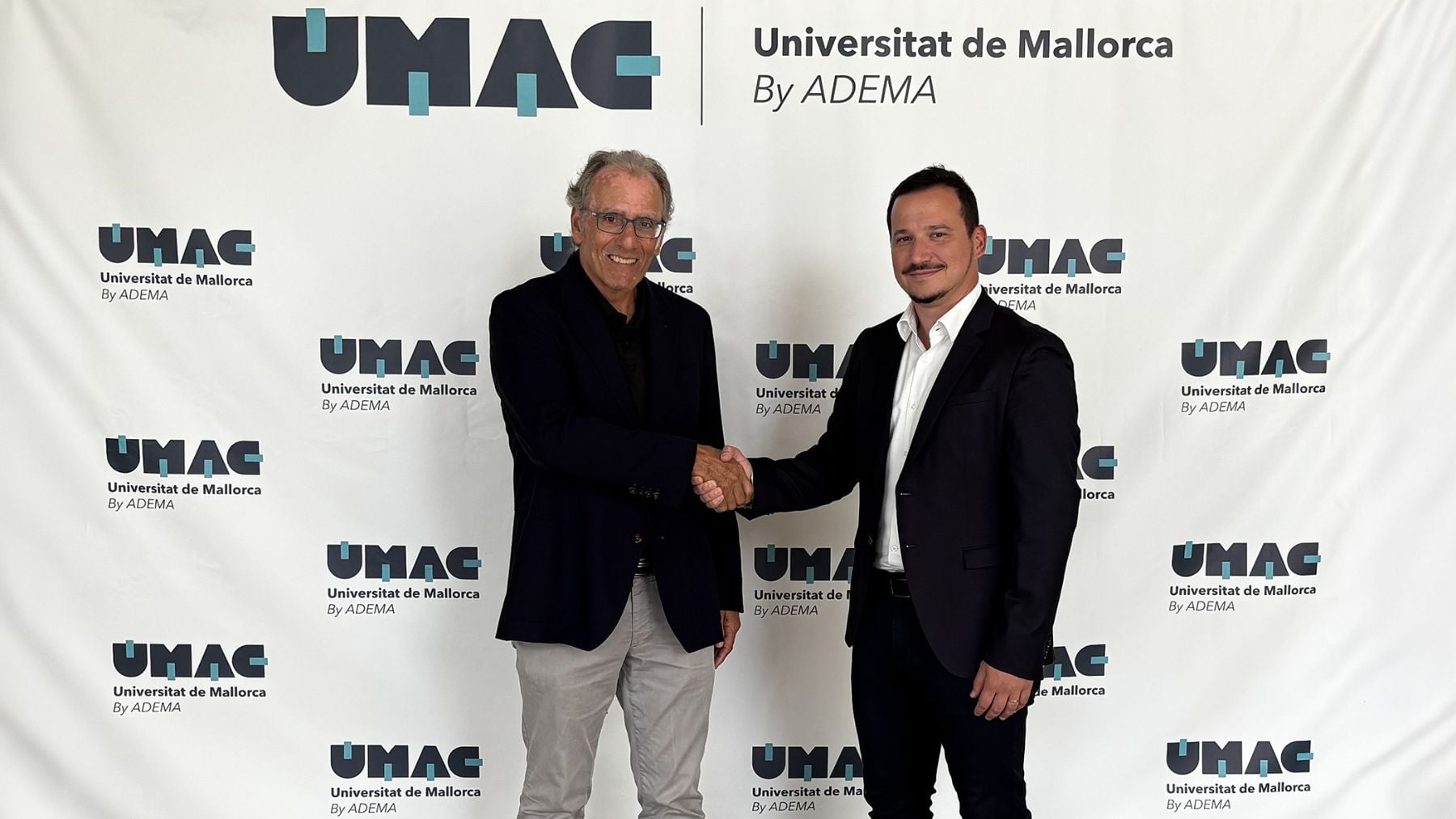 Pere Riutord, rector de la Universitat de Mallorca, junto al doctor Ernesto Pellegrini.