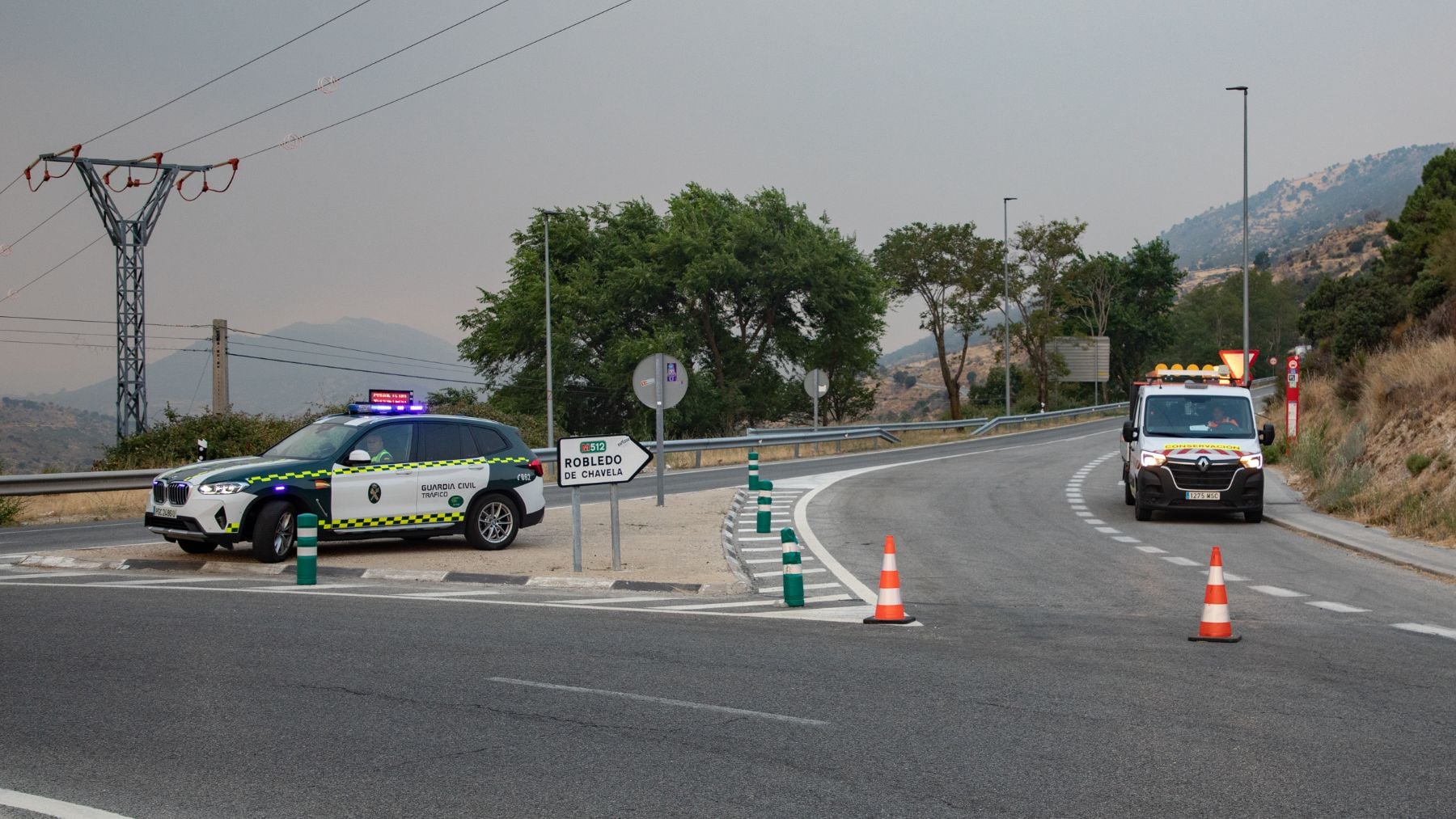 Éstas son las 27 carreteras que permanecen cortadas en España por los diferentes incendios
