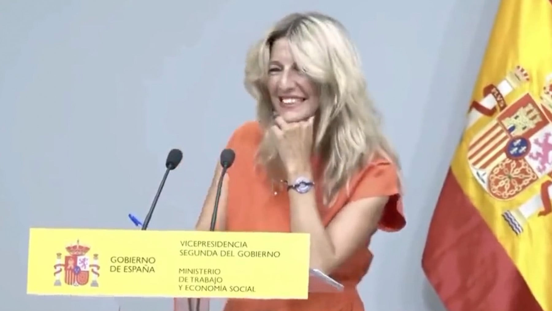 La aspiración de Díaz a la OIT choca con el requisito del inglés: este vídeo demuestra que no lo tiene