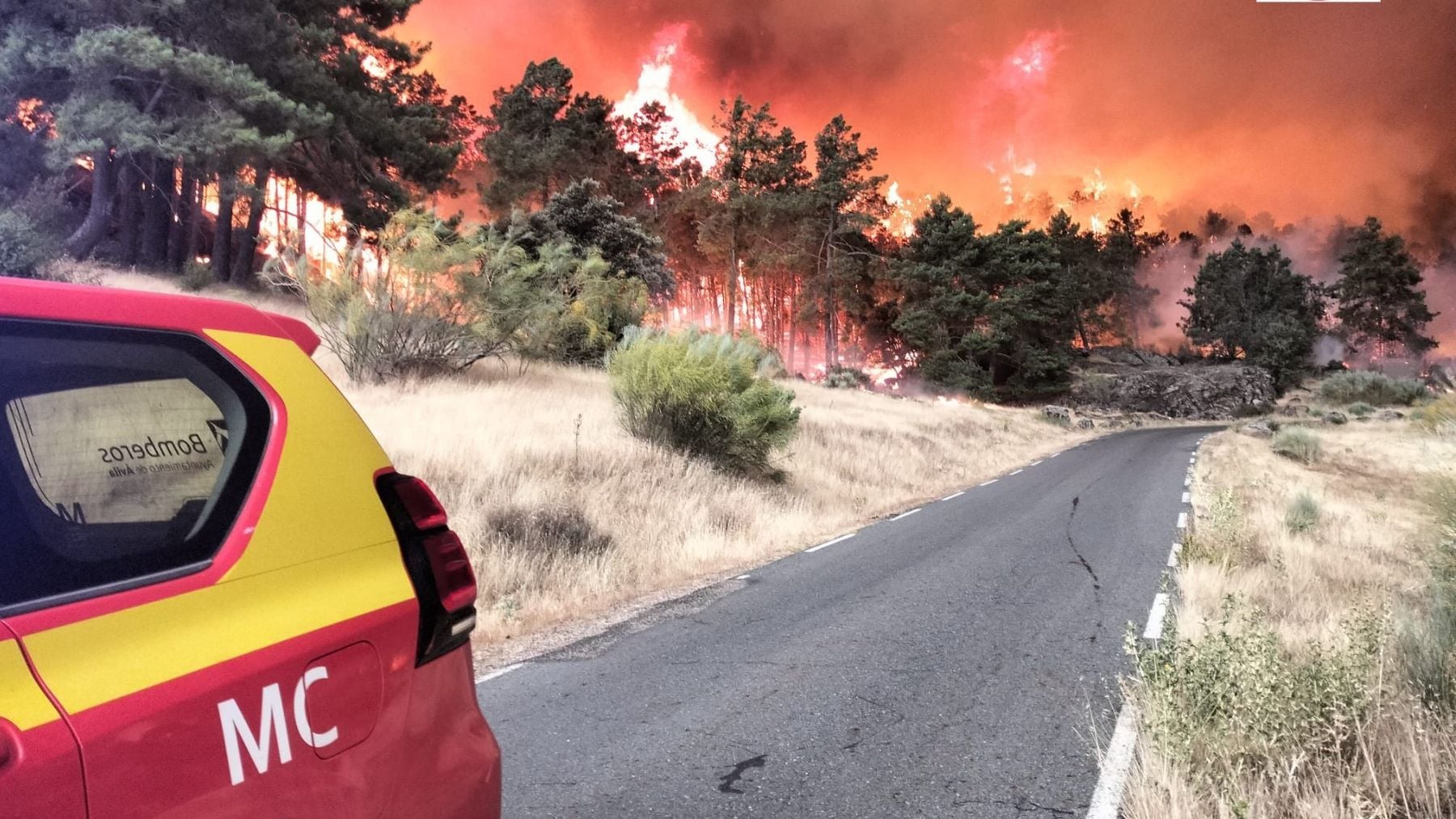 Incendios en Madrid y Ávila, en directo: evolución de los fuegos activos, calidad del aire y última hora del mapa de España en tiempo real
