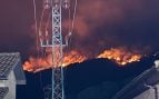 La UME se afana contra el fuego en zonas que están «fuera de control» tras dar por contenidos los frentes de Madrid y Ávila