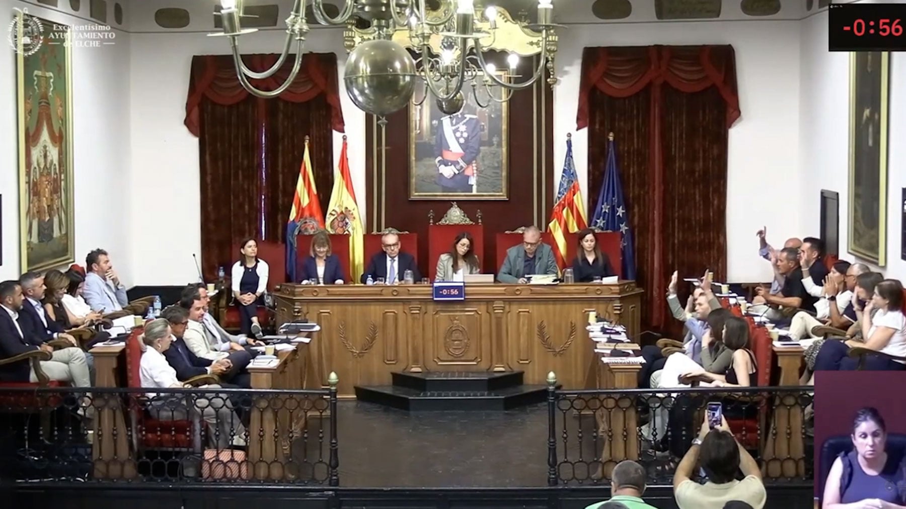 Compromis vota en contra de condenar el terrorismo de ETA en el Pleno de Elche y el PSOE se abstiene