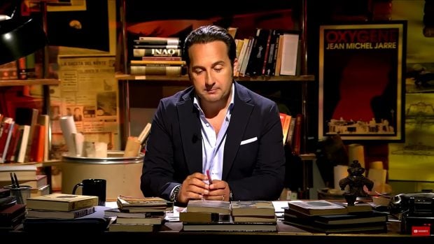 Iker Jim&eacute;nez en Cuarto Milenio (Mediaset).