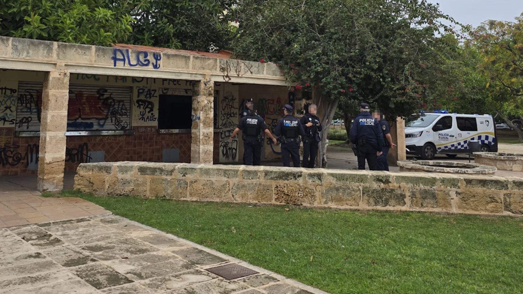 Detenido por amenazar con una navaja a varios vecinos que paseaban a sus perros en el parque Krekovic de Palma
