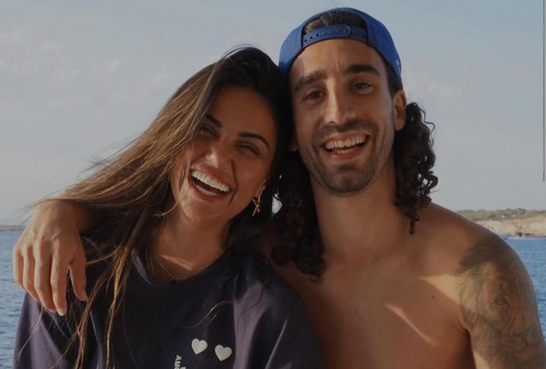 Claudia Rodríguez con Marc Cucurella. (Foto: Instagram)