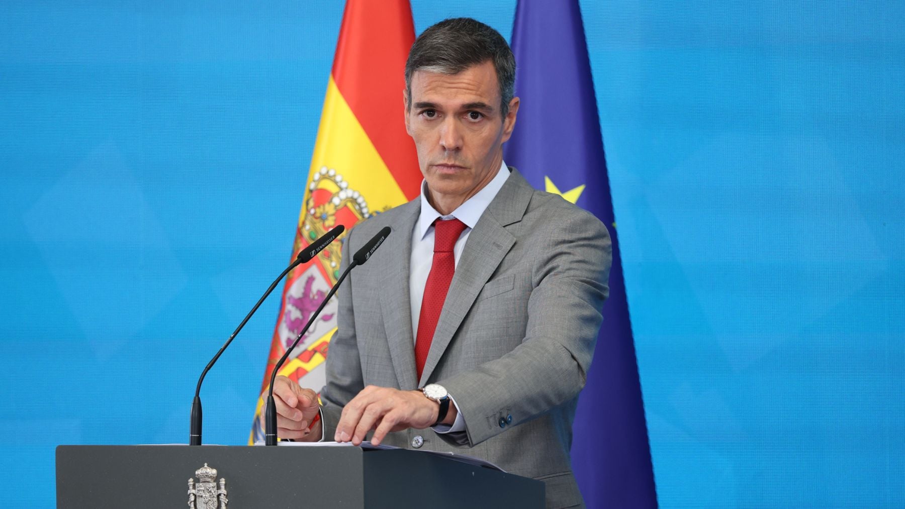 Sánchez ataca las acusaciones populares pero tiene al PSOE personado en 12 casos judiciales contra el PP