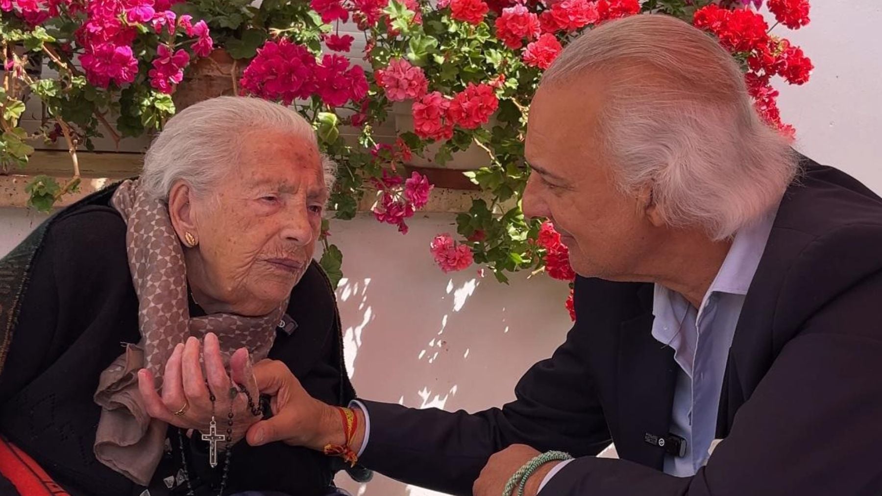 Teresa cumple 113 años y se convierte en la mujer más longeva de España