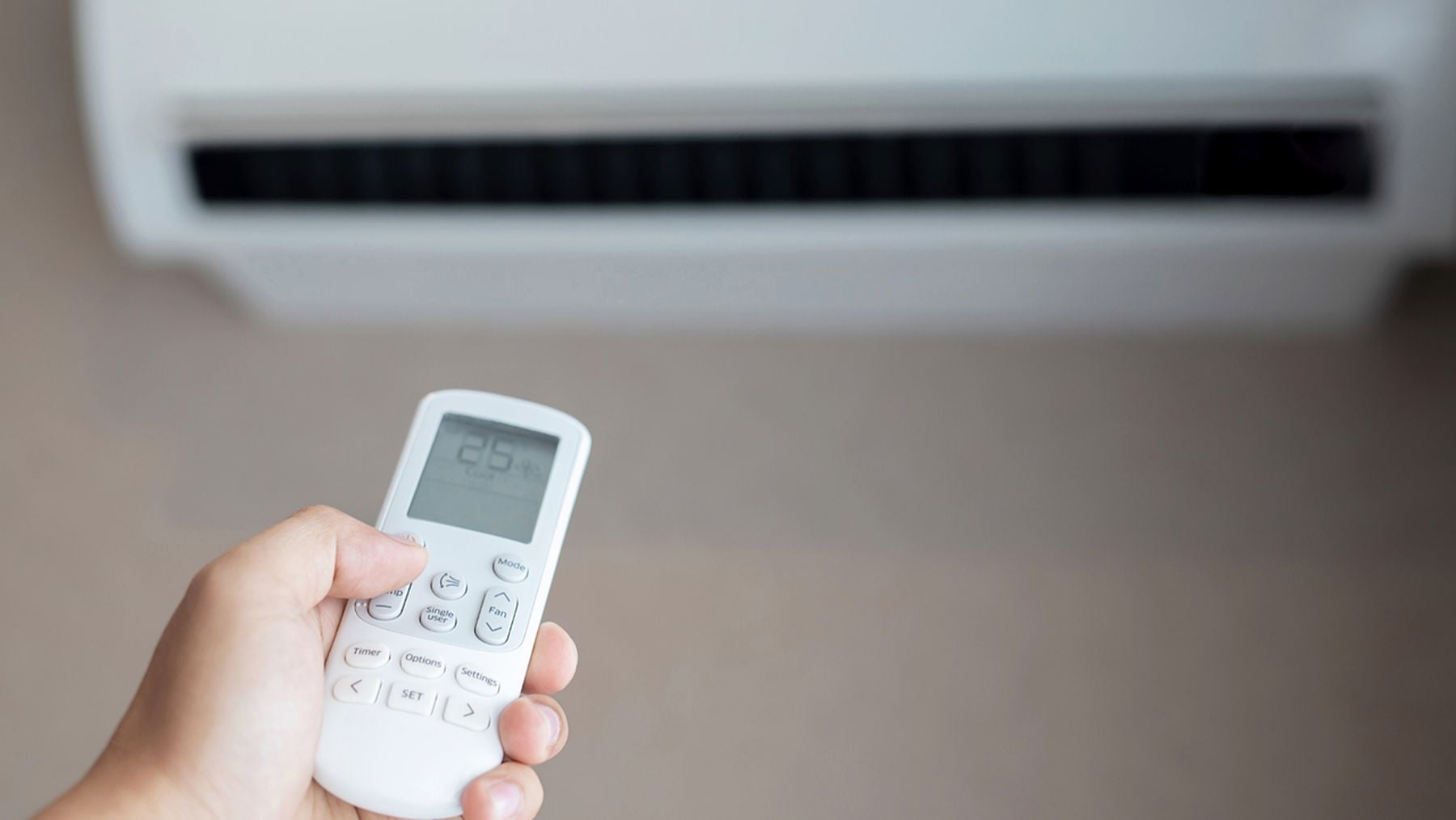 Los expertos en climatización lo confirman: apagar el aire acondicionado cuando tienes frío puede salirte más caro que dejarlo encendido