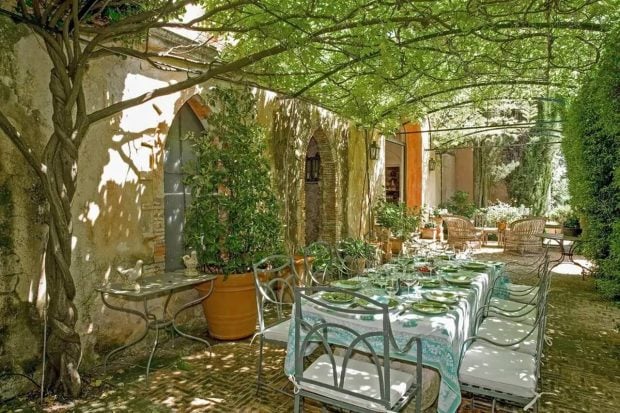 Leading Estates of the World, George Clooney, Amal, La Provenza