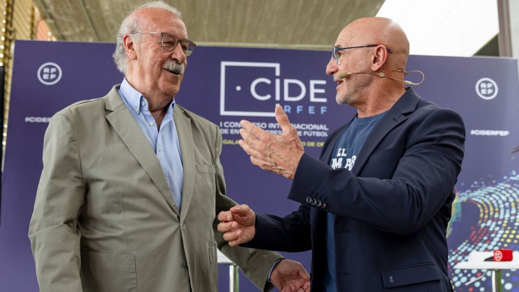 De la Fuente: No compito con Del Bosque ni con Luis Aragonés; solo quiero mejorar cada día