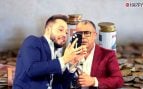 Montaje de imágenes de José Antonio Avilés y Jorge Javier Vázquez en 'Sábado Deluxe' (Mediaset/Pixabay)
