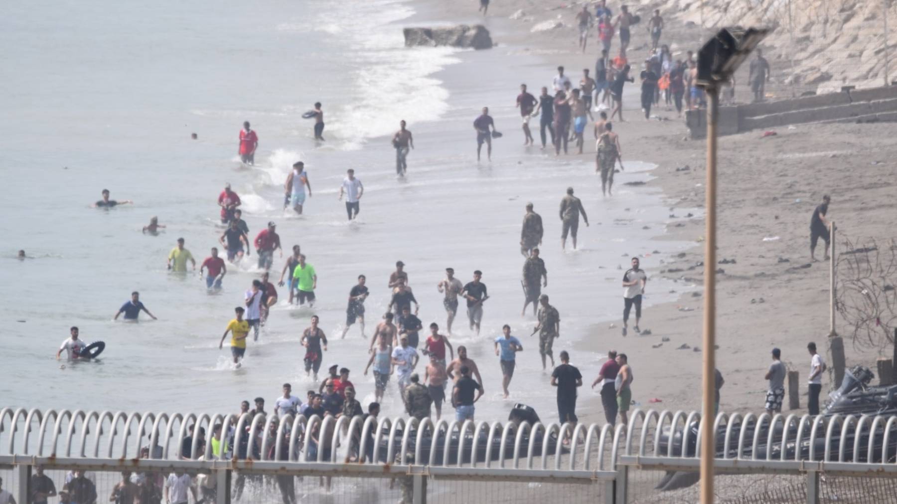 Avalancha migratoria en Ceuta: 1.500 ilegales entran a nado en 10 días, el equivalente al 2% de su población