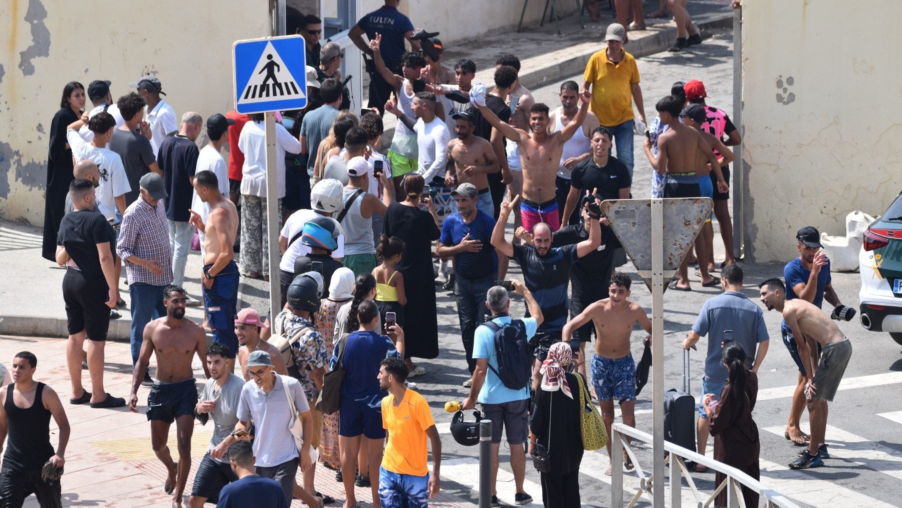 La Guardia Civil detiene a un marroquí que estaba violando a una joven en una calle de Ceuta