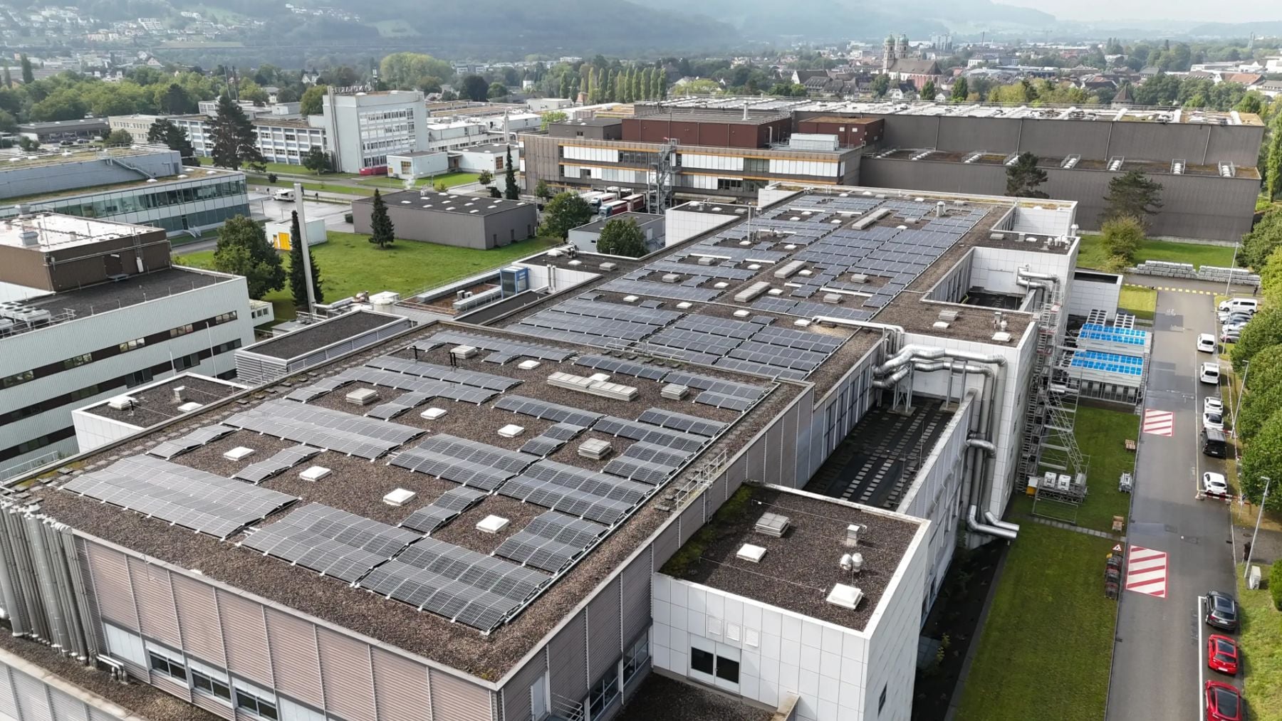 Amundi inyecta 50 millones y reordena la cúpula de y Tú Solar: nombra nuevo CEO y cambia de estrategia