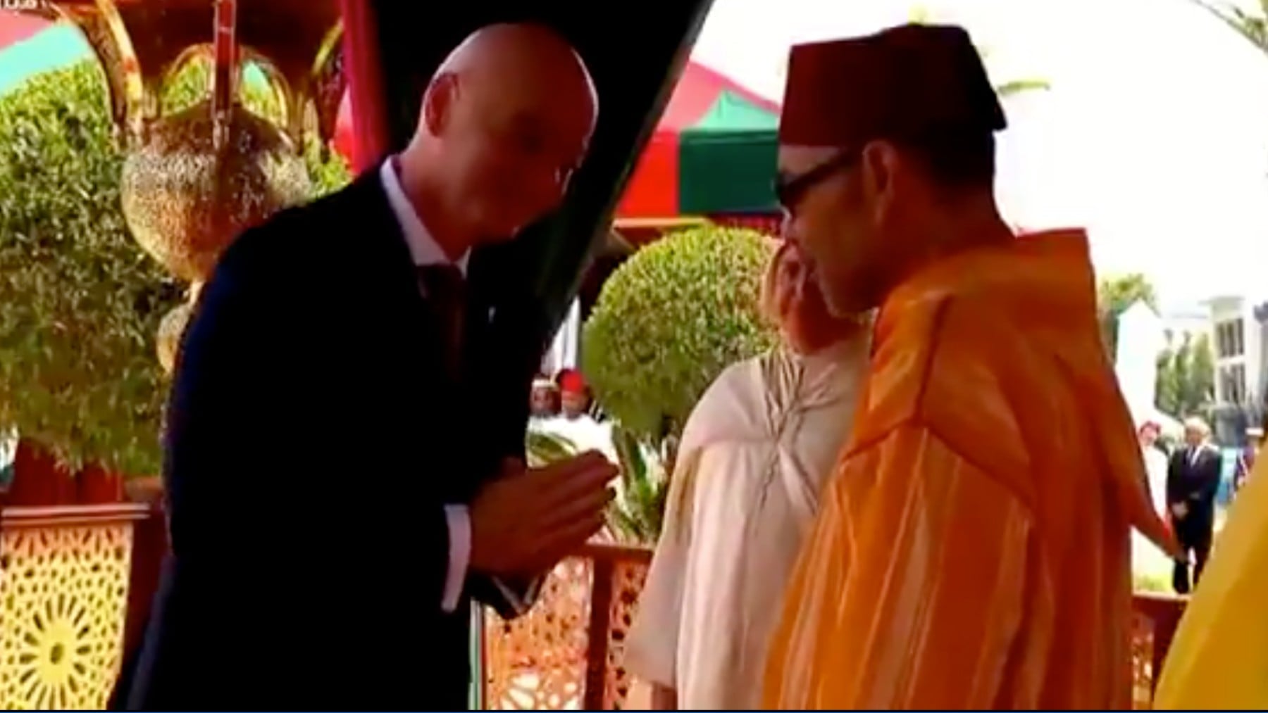 Infantino pelotea a Marruecos asistiendo a la fiesta del rey Mohamed VI