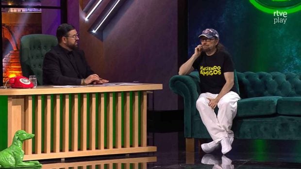 Manu Sanchez y Santiago Segura en el plat&oacute; de El perro andaluz (RTVE).