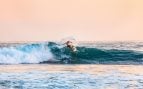 Truco para salir de la resaca, consejo de surfistas para estar seguro en el mar, trucos surfistas mar, resaca mar en verano.
