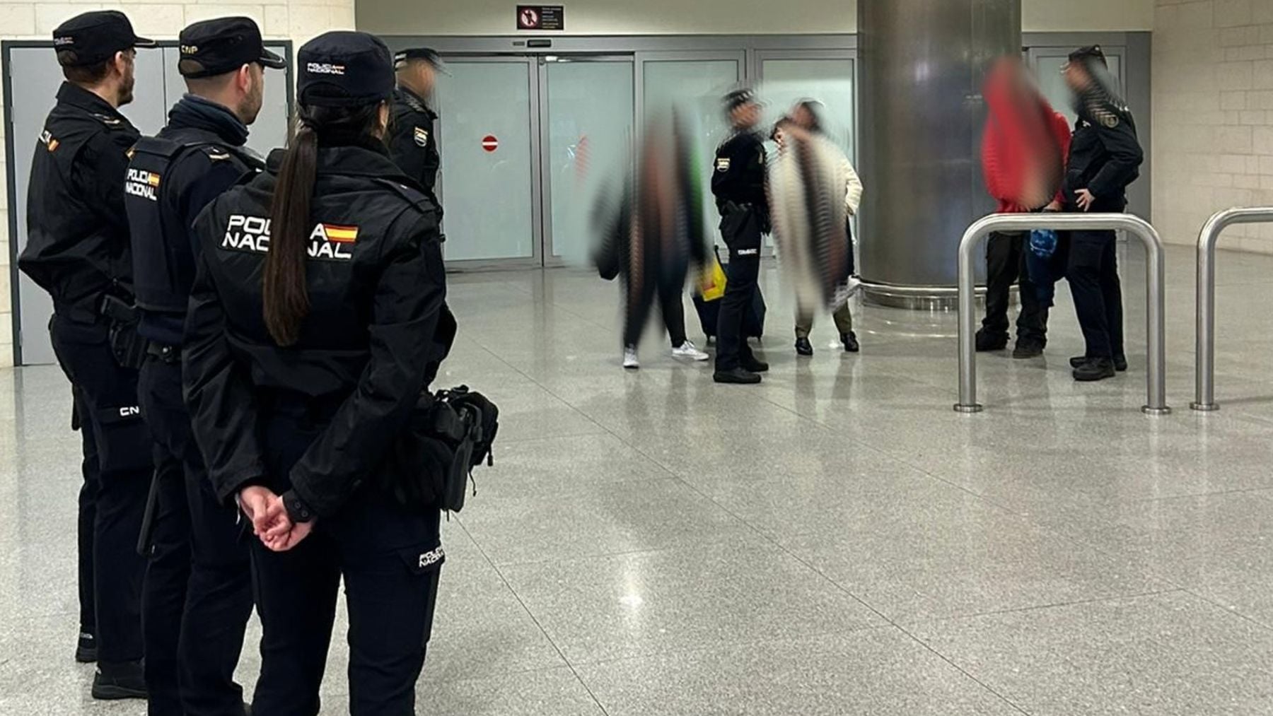 Detenido un individuo que se dedicaba a robar coches del propio aparcamiento del aeropuerto de  Palma
