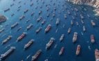 Barcos en el estrecho de Ormuz