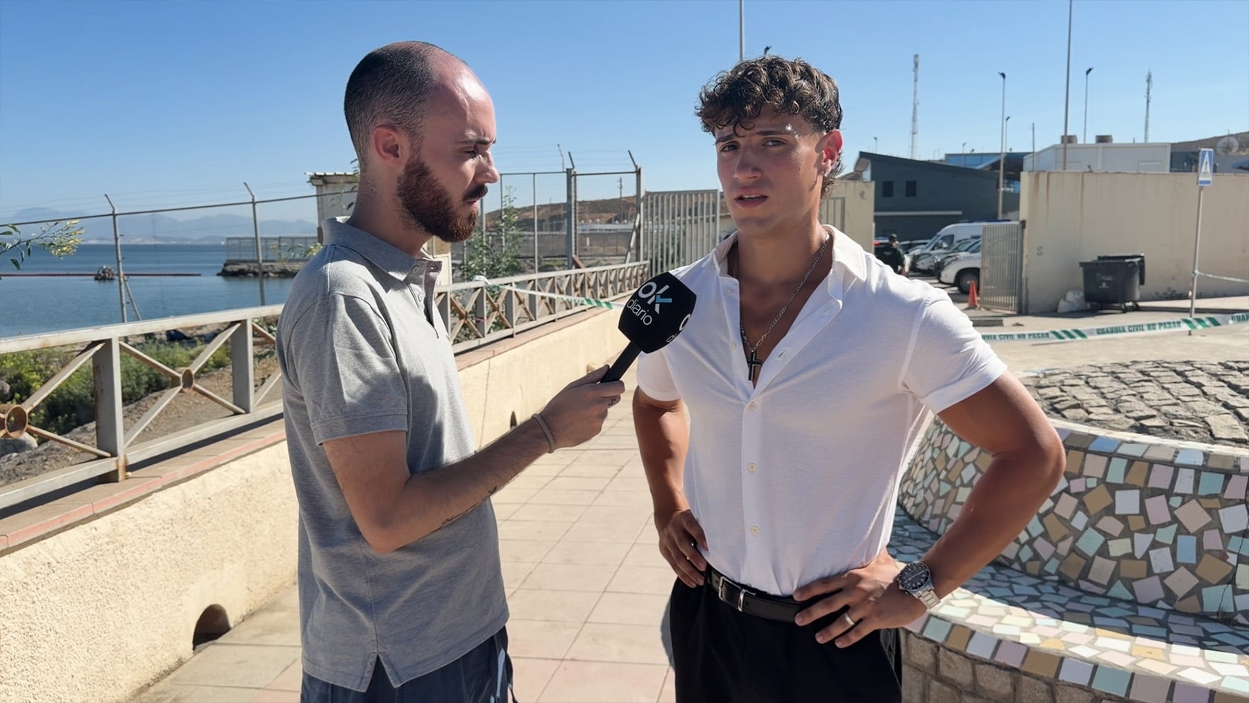 Juan, un vecino de Ceuta que ha pasado dos días ayudando a echar ilegales: He intentado mediar, pero muchos son peligrosos