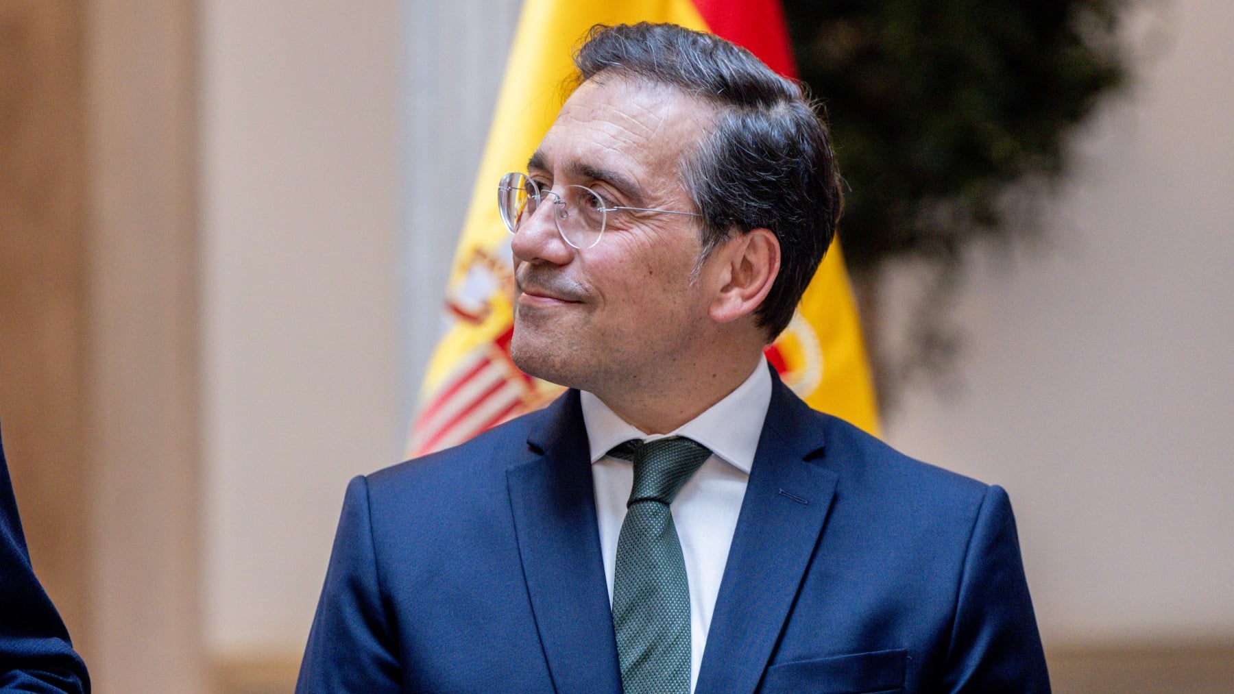 El Gobierno insiste en exculpar a Marruecos de la invasión a Ceuta: Han colaborado desde el primer momento