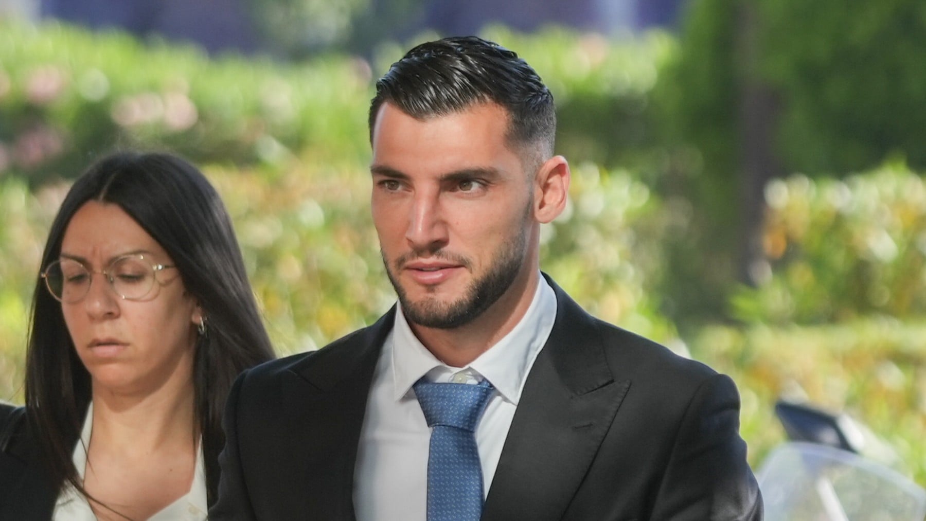 Rafa Mir se va Grecia para firmar por el Aris de Salónica tras ser condenado por violación