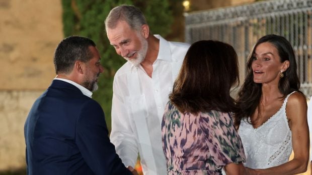 Jaime Anglada y el Rey Felipe VI el año pasado en Marivent. (Foto: Europa Press)