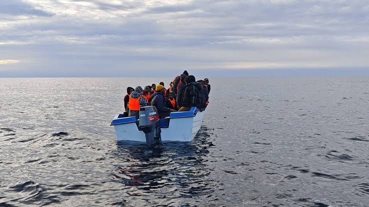 Mueren 17 inmmigrantes en una patera rumbo a Baleares tras 15 días a la deriva