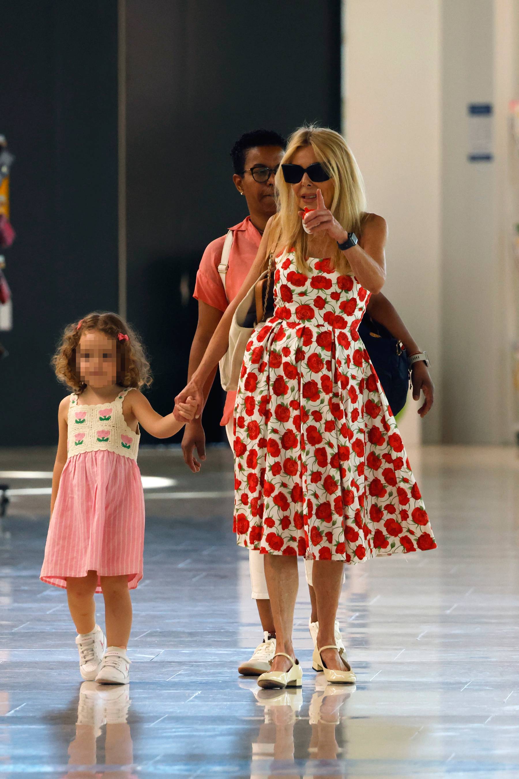 Ana Obregón y su nieta en Mallorca. (Foto: Europa Press)